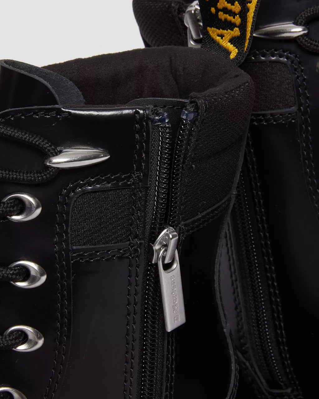 Dr. Martens Jadon Hdw II Black Buttero 30932001