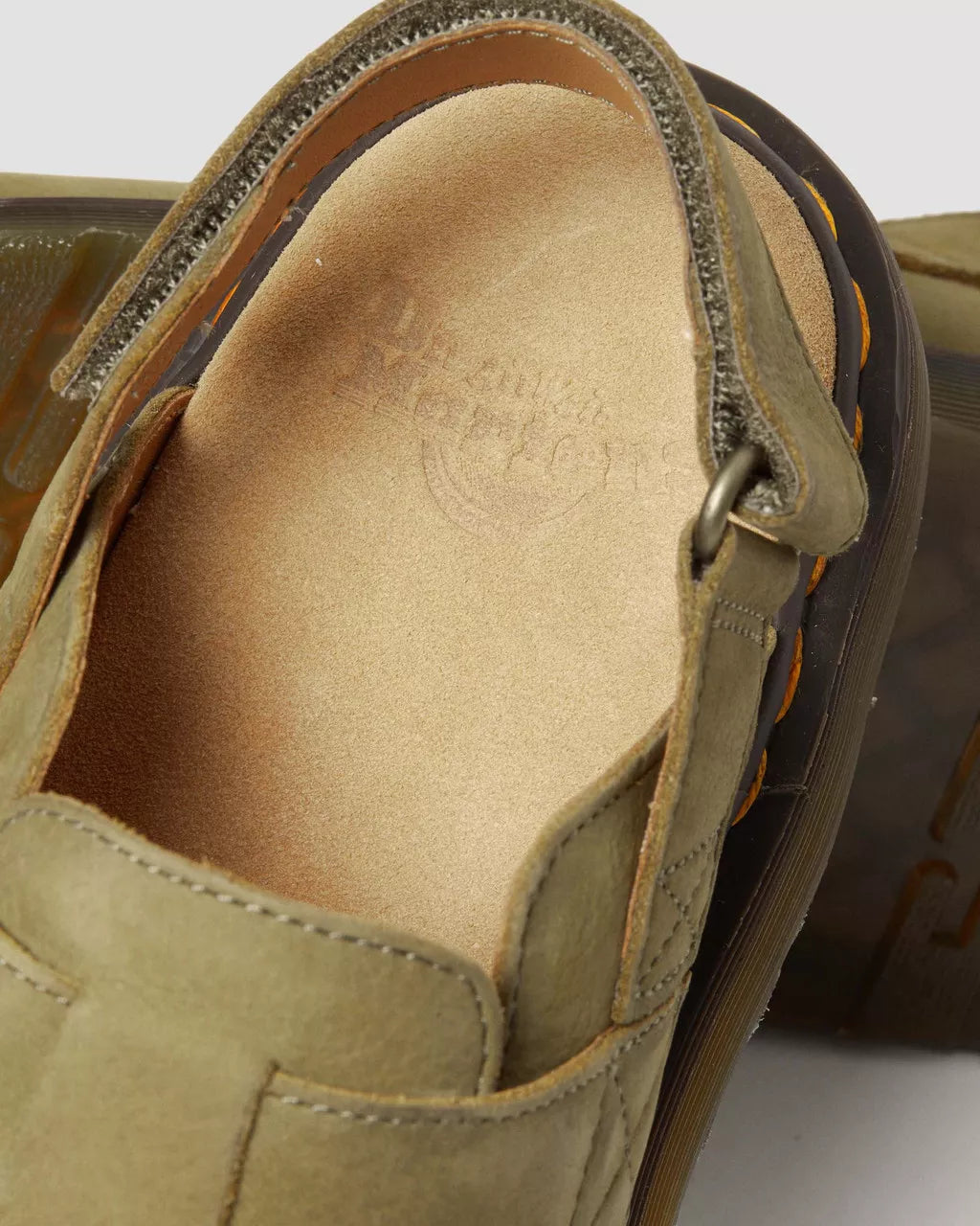 Dr. Martens Jorge II Muted Olive Tumbled Nubuck 31564357