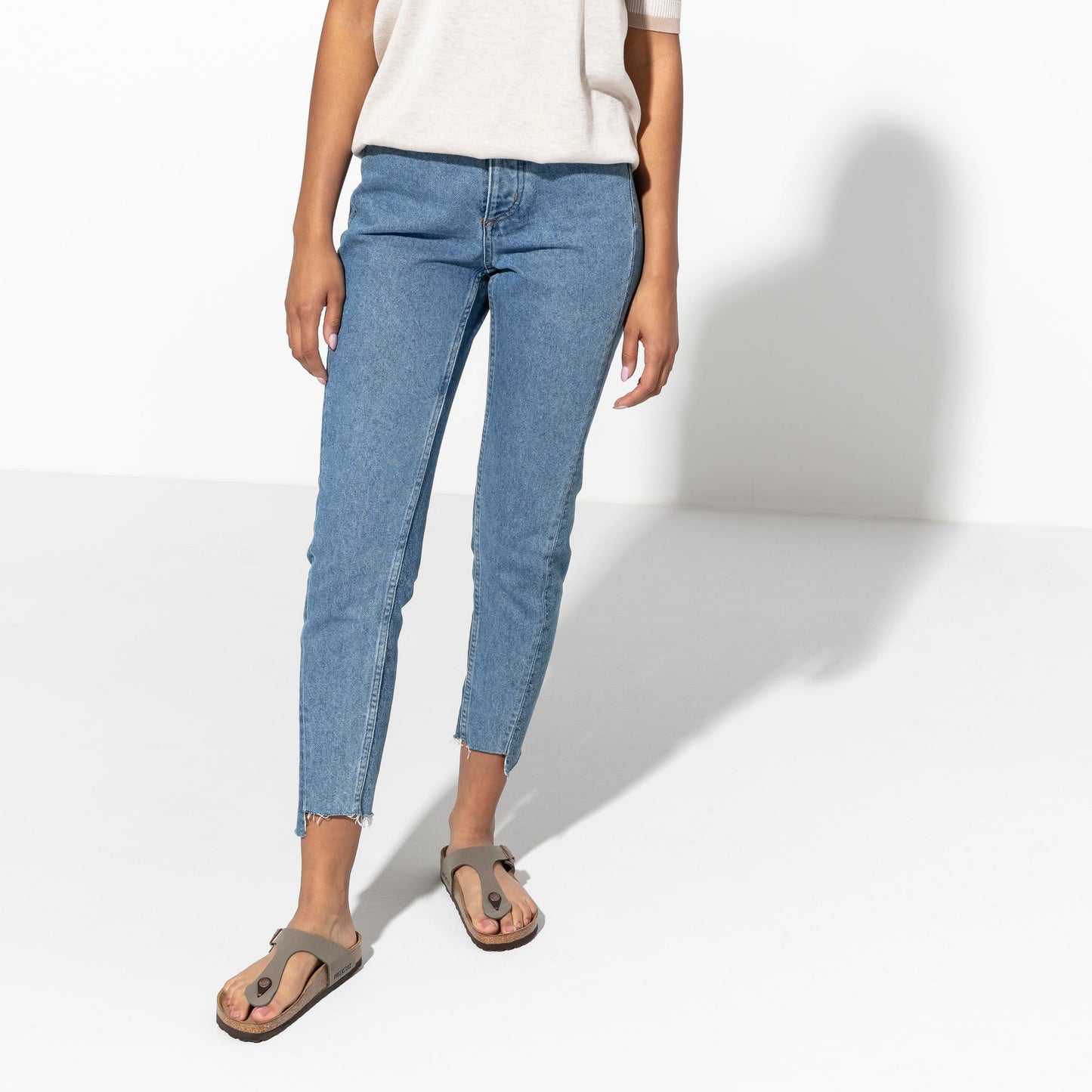 Birkenstock Gizeh Birko-Flor Nubuck Stone Narrow Fit 43393