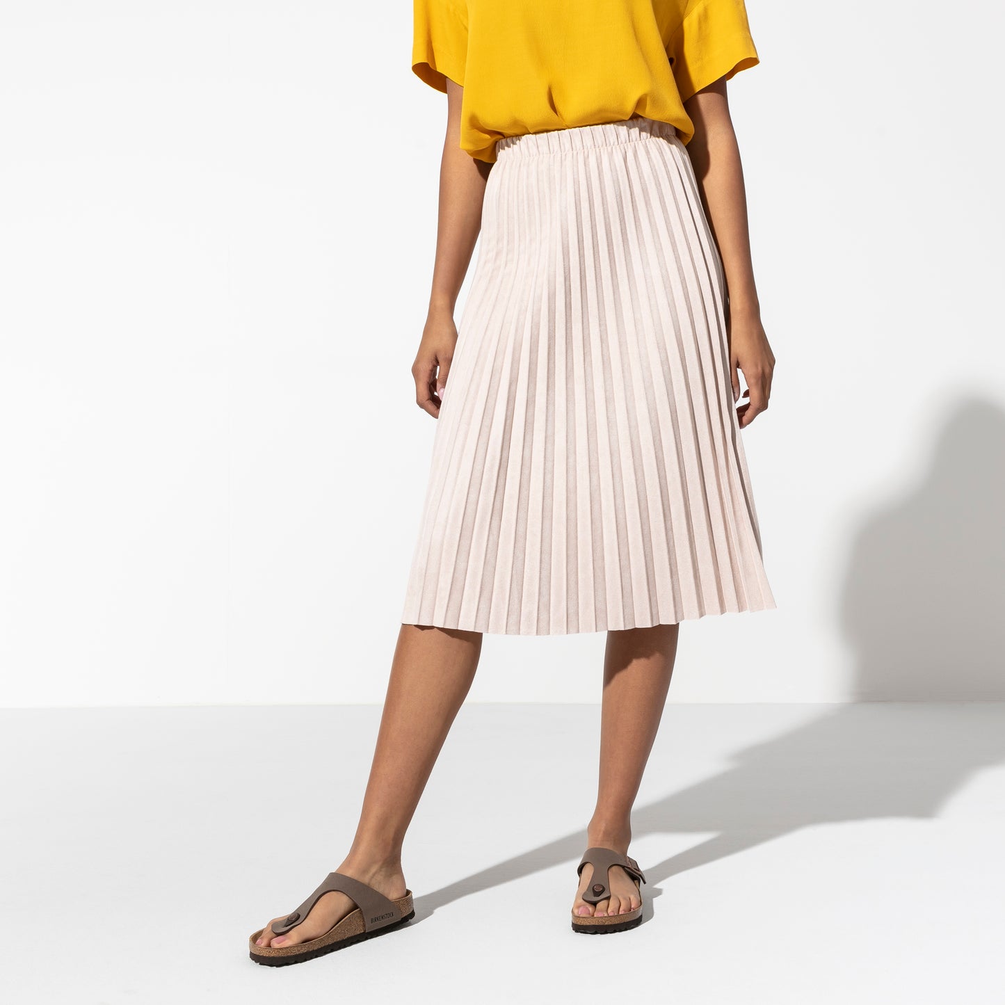 Birkenstock Gizeh Birko-Flor Nubuck Mocha Narrow Fit 43753