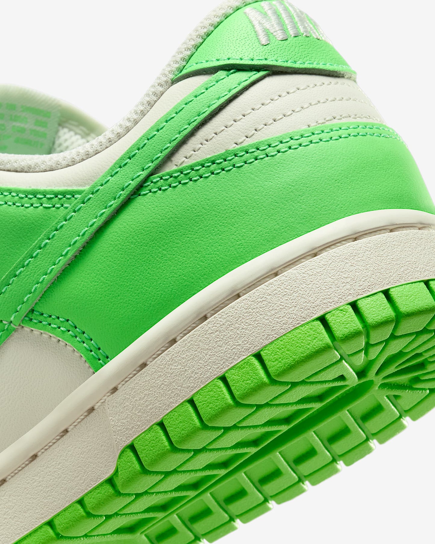 Nike Wmns Dunk Low HV0842-133