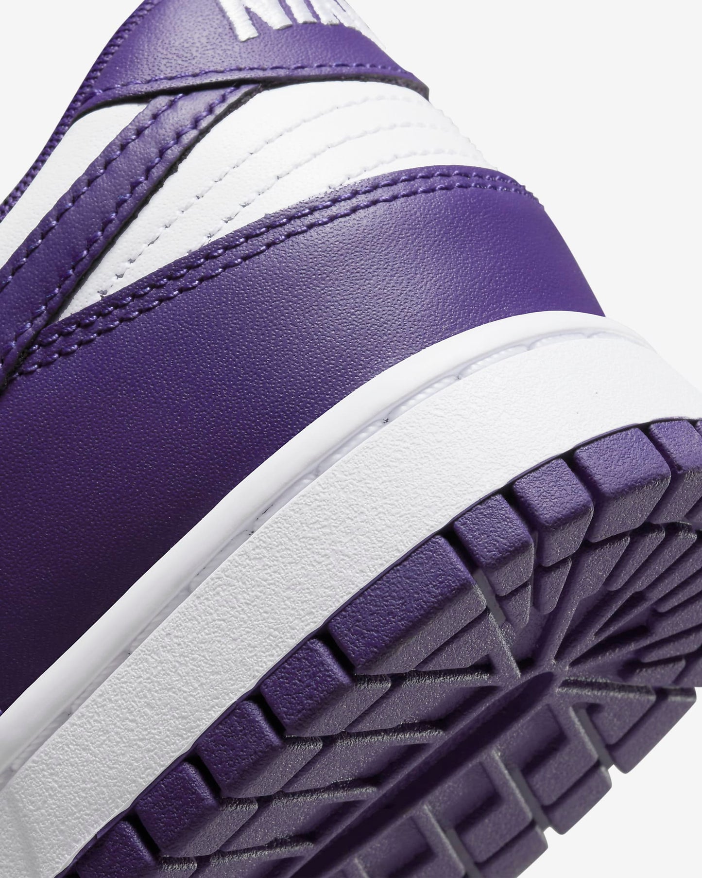 Nike Dunk Low Retro DD1391-104