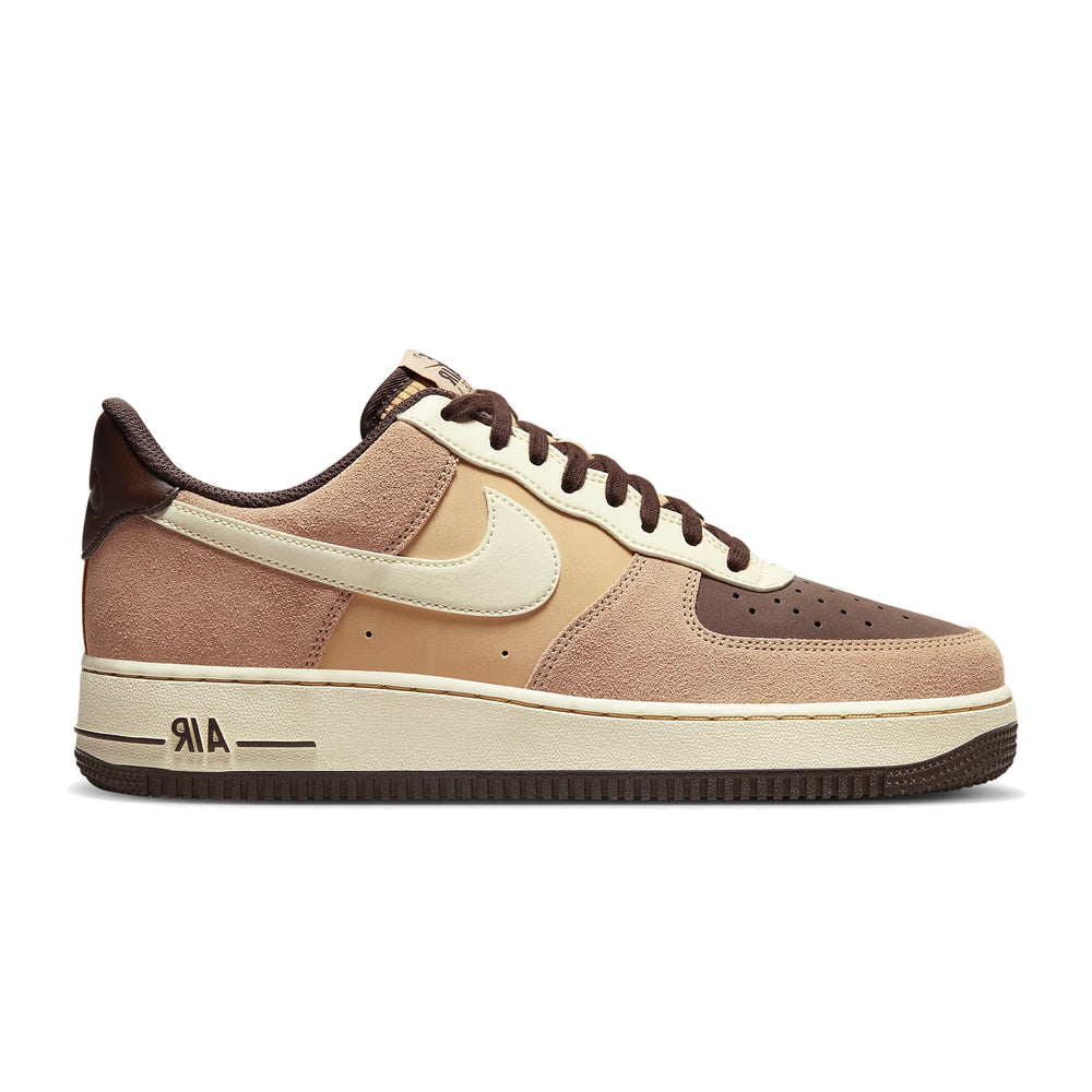 NEW / AIR FORCE 1 '07 LV8 EMB FB8878-200 $899 男子in stores now