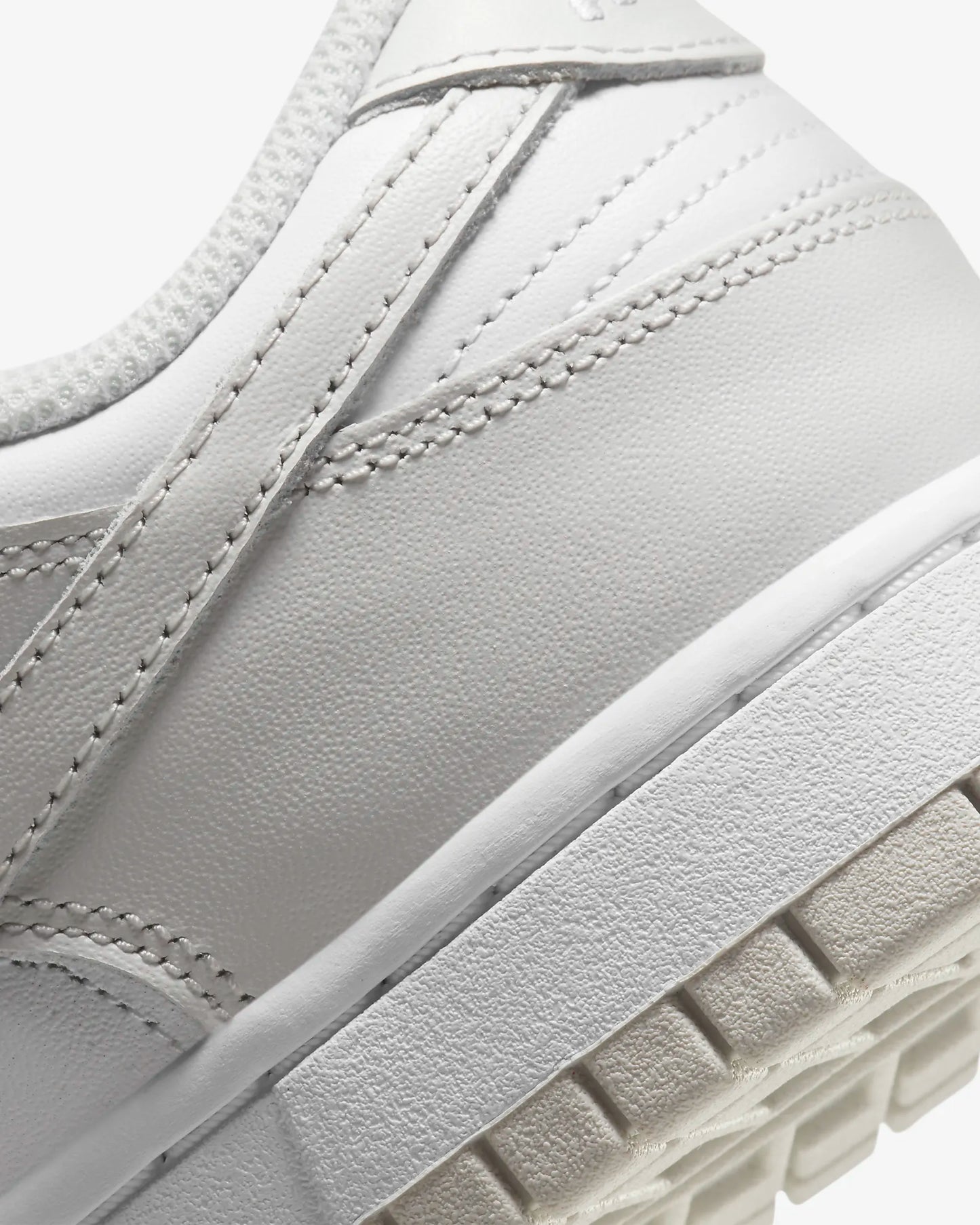 Nike Wmns Dunk Low DD1503-103