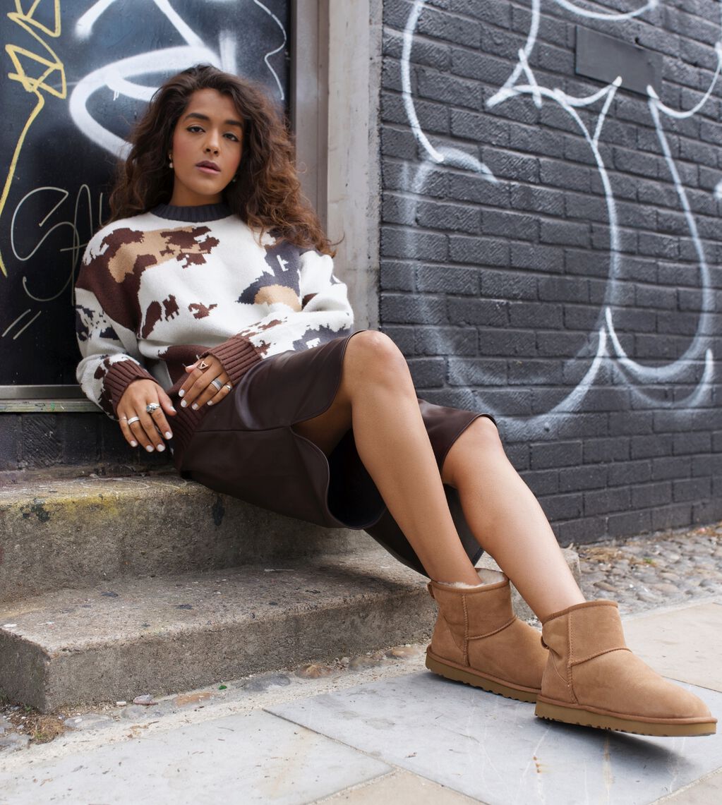 UGG W Classic Mini II Chestnut 1016222-CHE