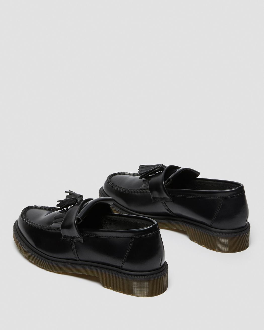 Dr. Martens Adrian Black Polished Smooth 14573001