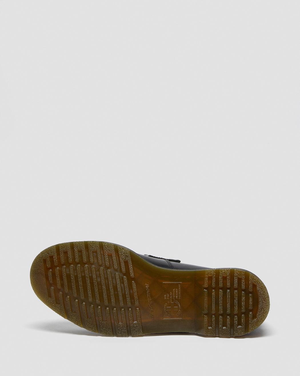 Dr. Martens Adrian Black Polished Smooth 14573001