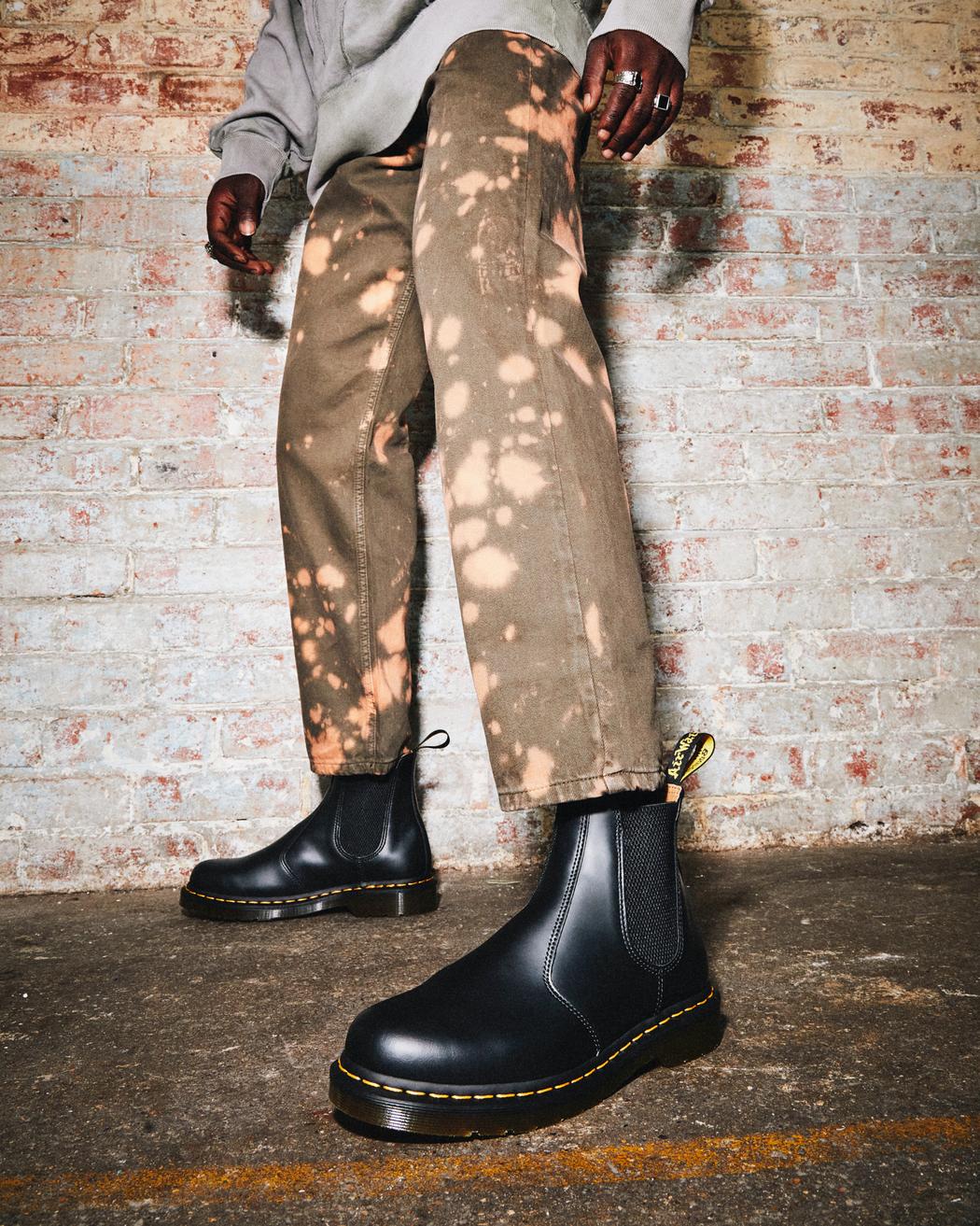 Dr. Martens 2976 Leather Chelsea Black Smooth 22227001