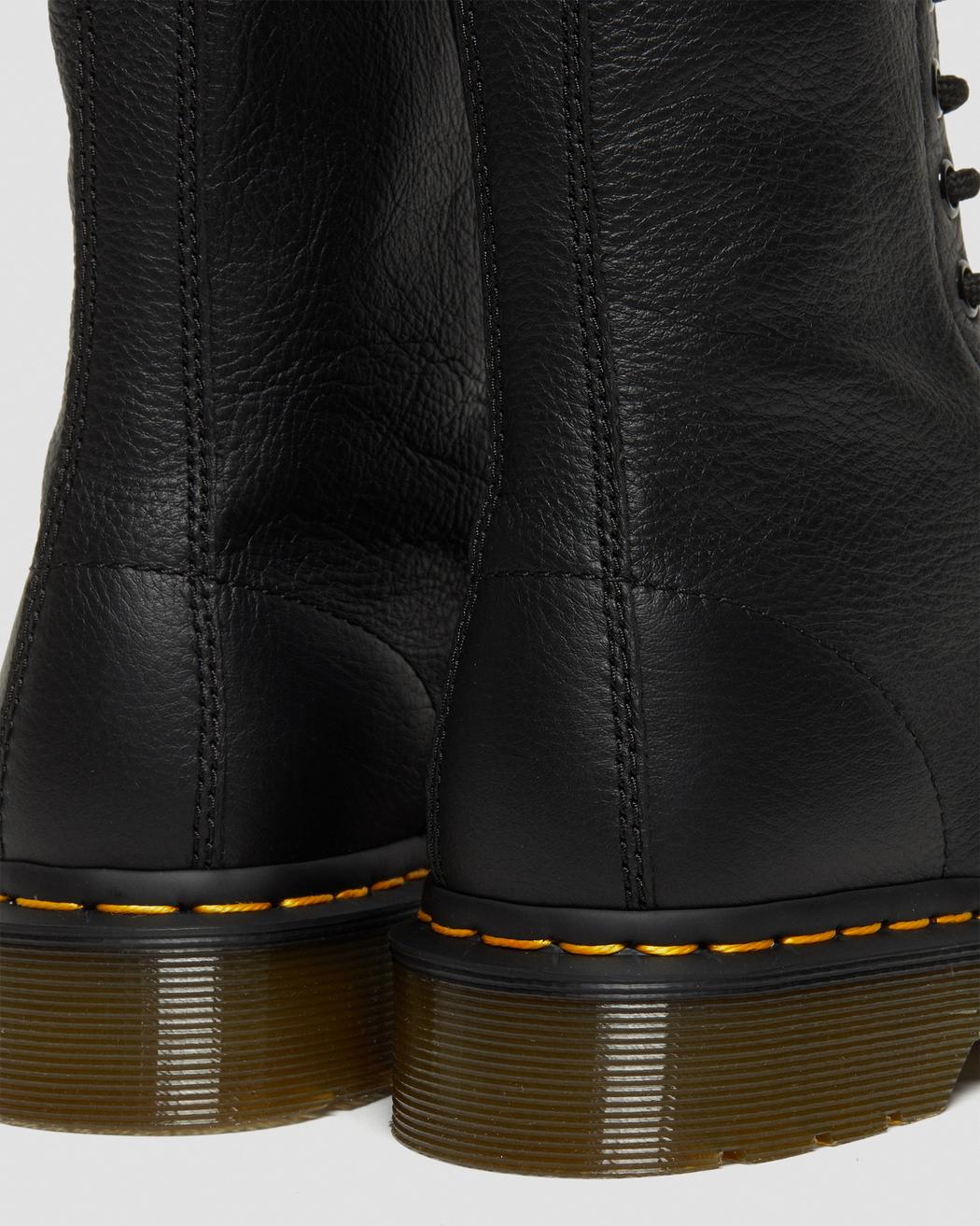 Dr. Martens 1490 Black Virginia 22524001