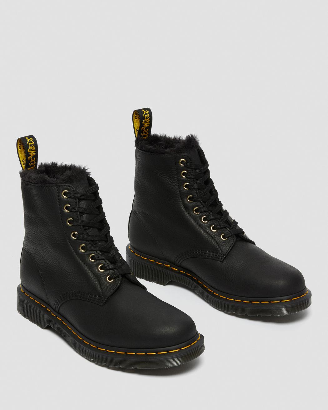 Dr. Martens 1460 Pascal FL Black Ambassador 25533001