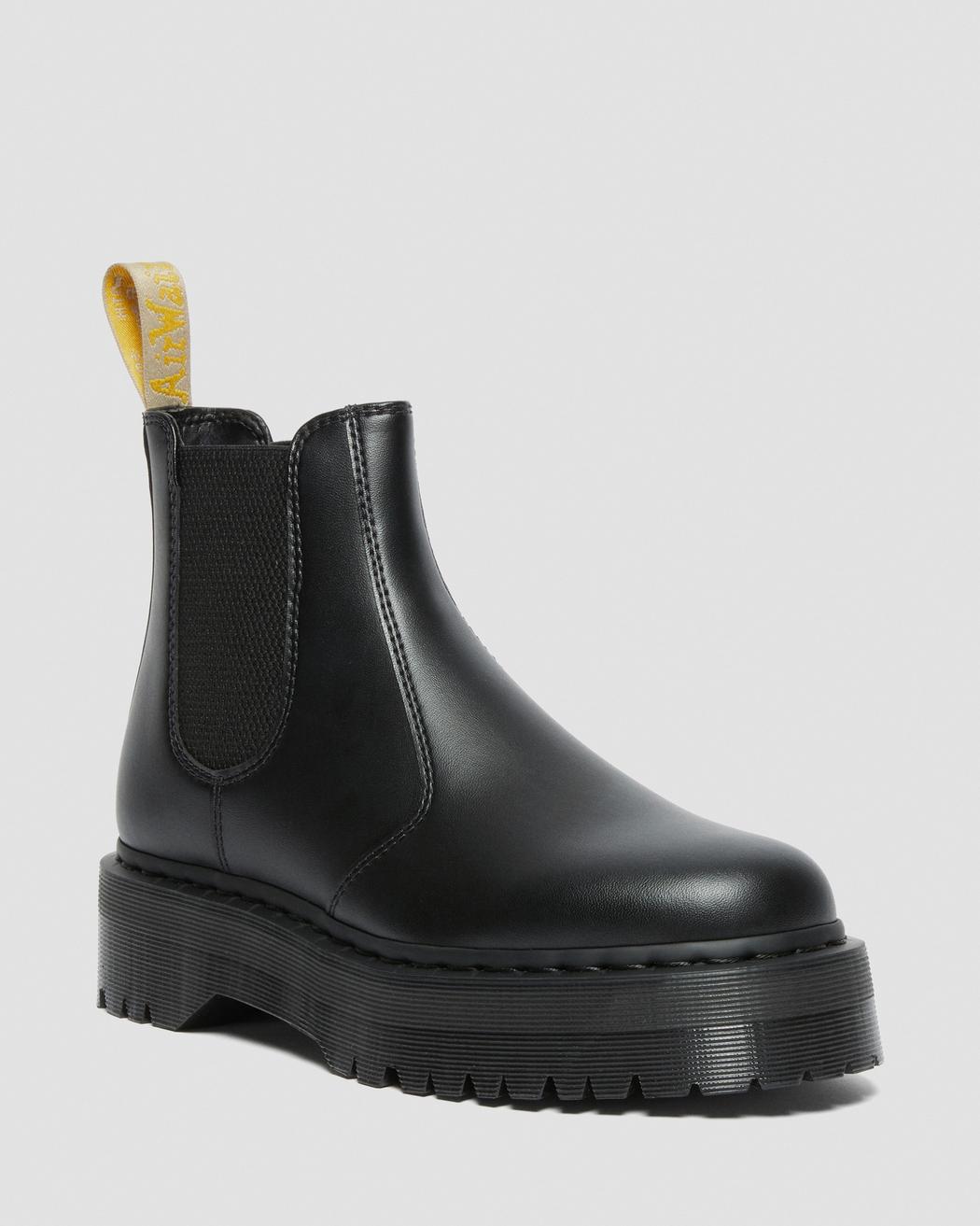 Dr. Martens Vegan 2976 Quad Black Felix Rub Off 27560001