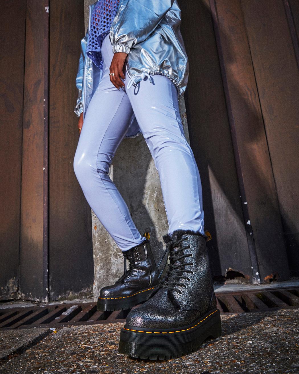 Dr. Martens Jadon FL Black/Silver Distressed Metallic 27955012