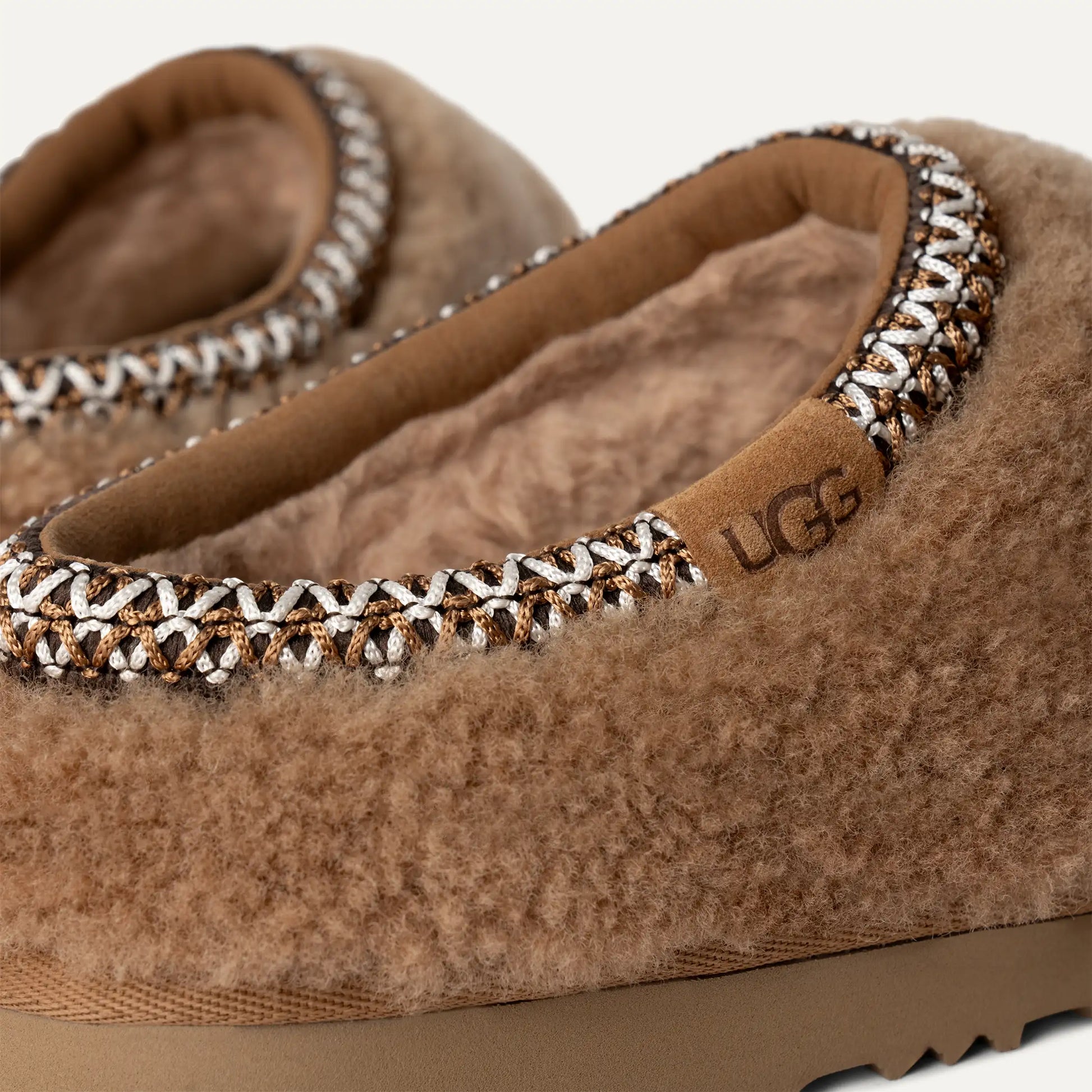 UGG W Tasman Maxi Curly Chestnut 1158356-CHE