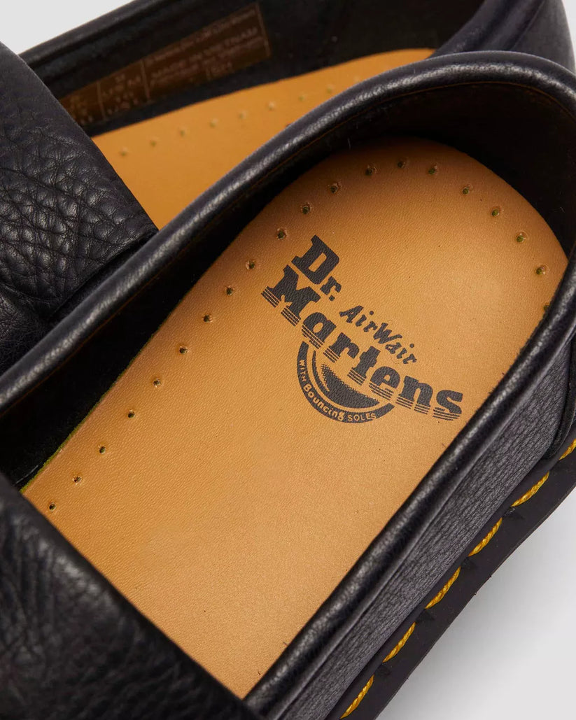 Dr. Martens Adrian Ambassador negro