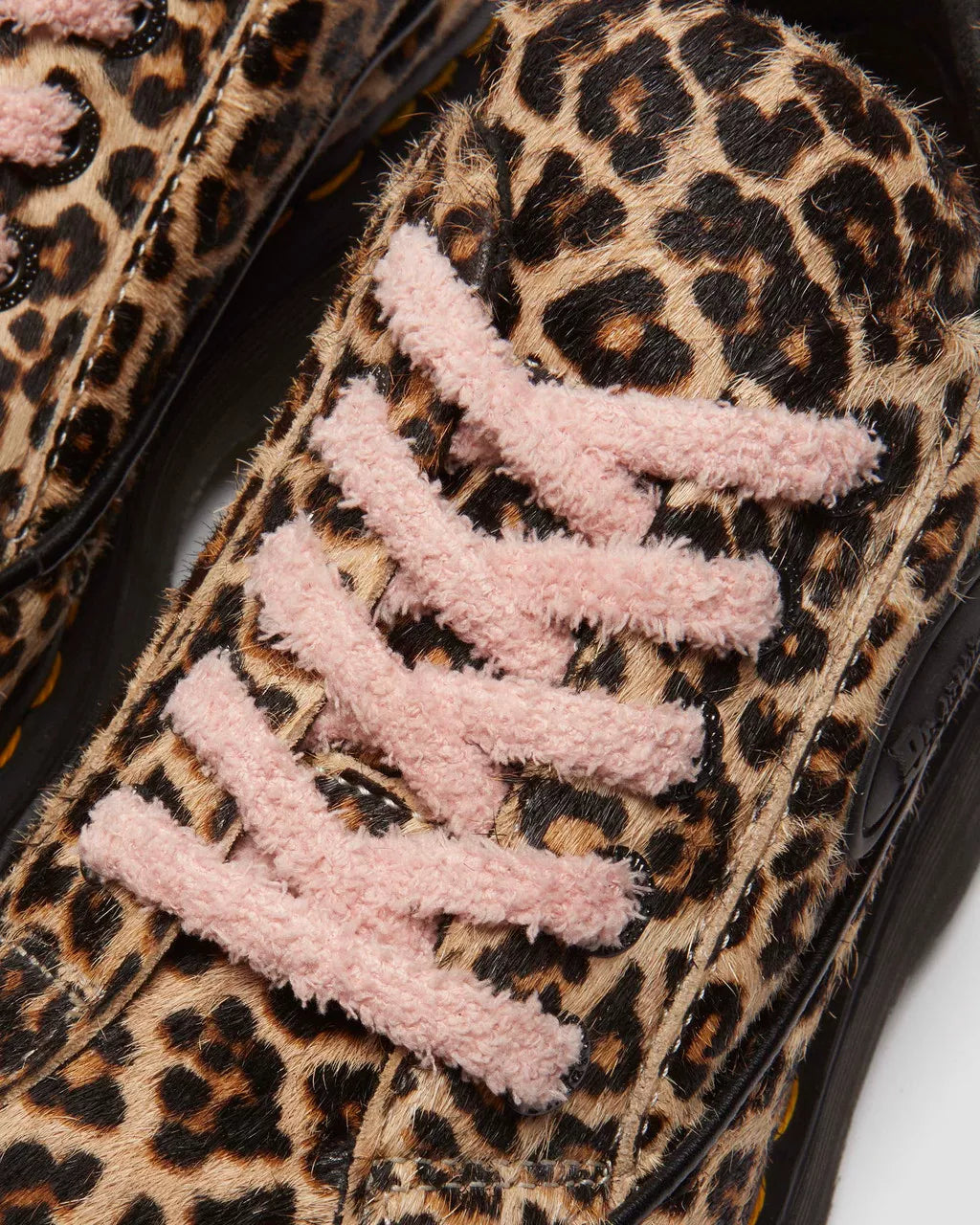 Dr. Martens Buzz 5 Eye Light Tan Mini Leopard Spot Hair On 41011200