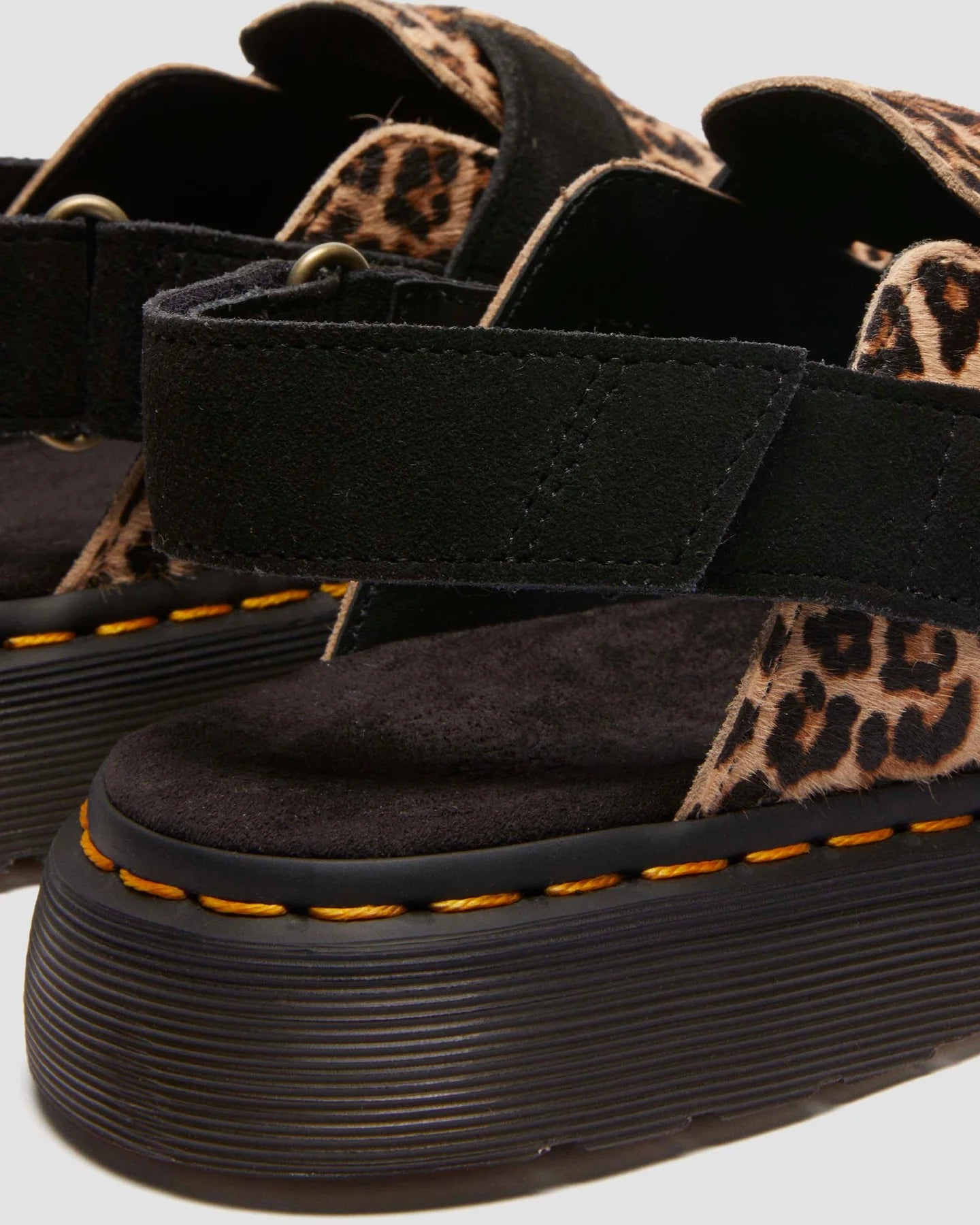 Dr. Martens Jorge II Light Tan+Black Mini Leopard Spot Hair On+Eh Suede 41088200