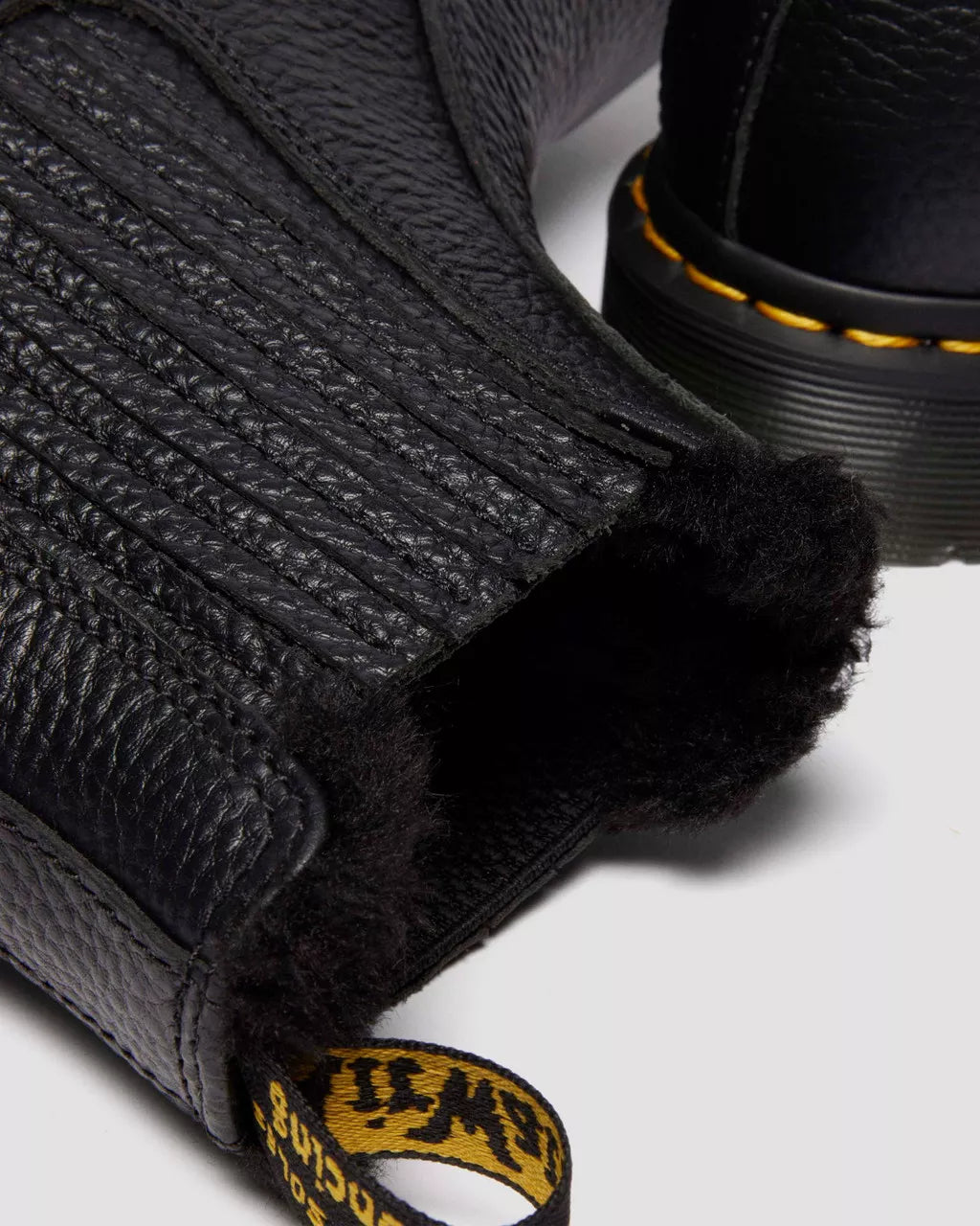Dr. Martens 2976 Leonore II Black Milled Nappa 41416001