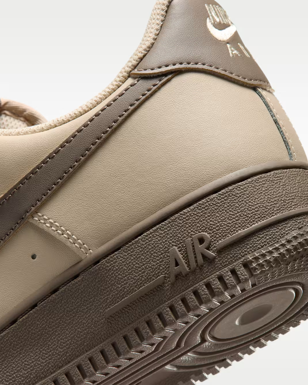 Nike Air Force 1 '07 FJ4146-201