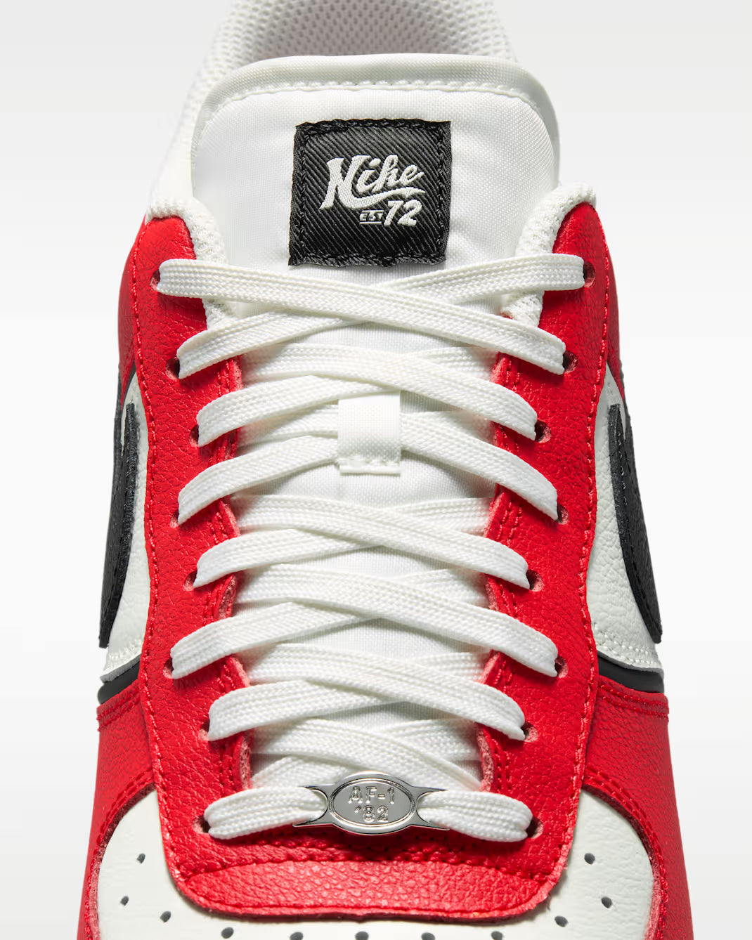 Nike Air Force 1 '07 LV8 Sport IM5752-600