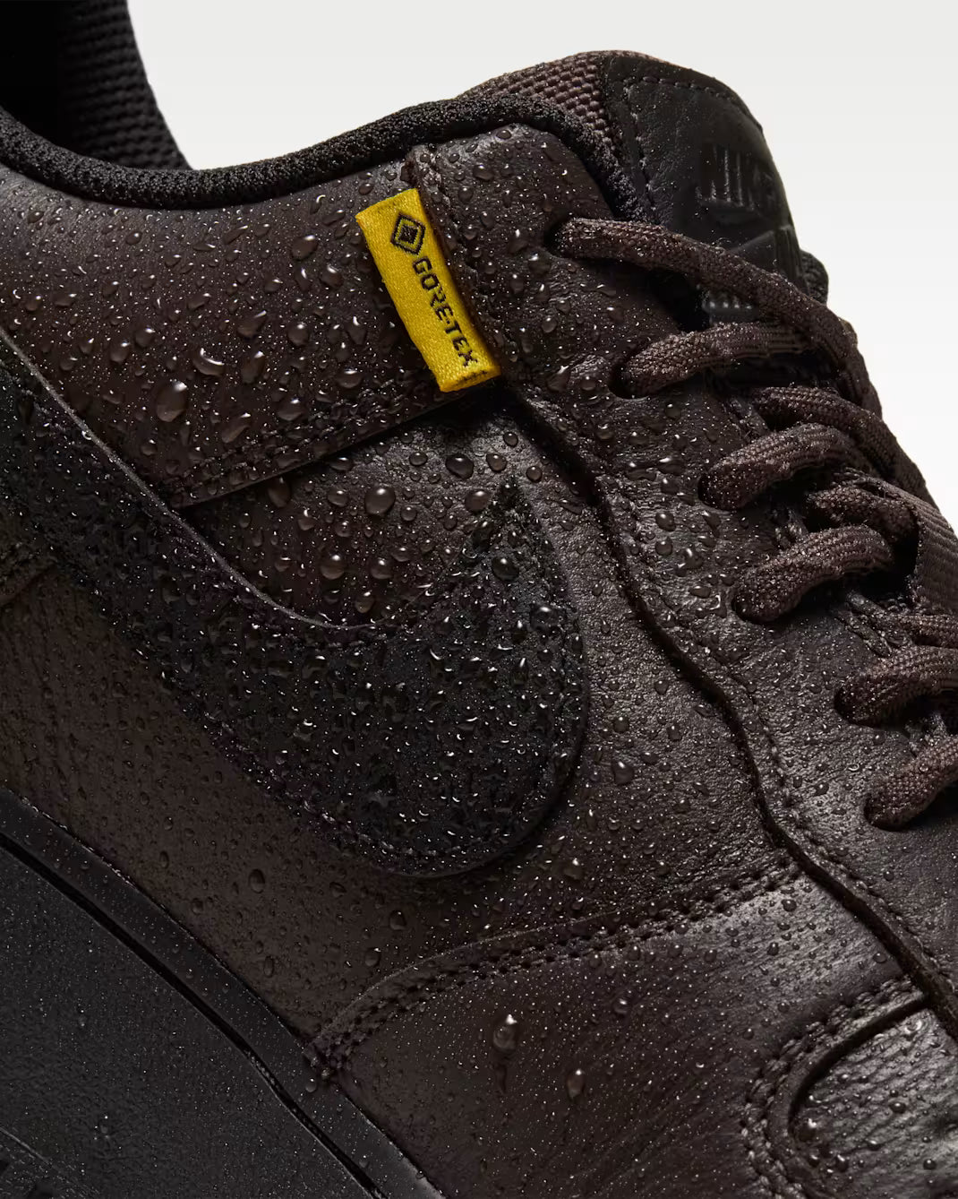 Nike Air Force 1 '07 GTX Vibram HV5953-200