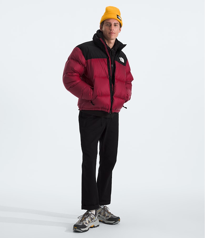 The North Face Men's 1996 Retro Nuptse Jacket Beetroot NF0A3C8DCZ6