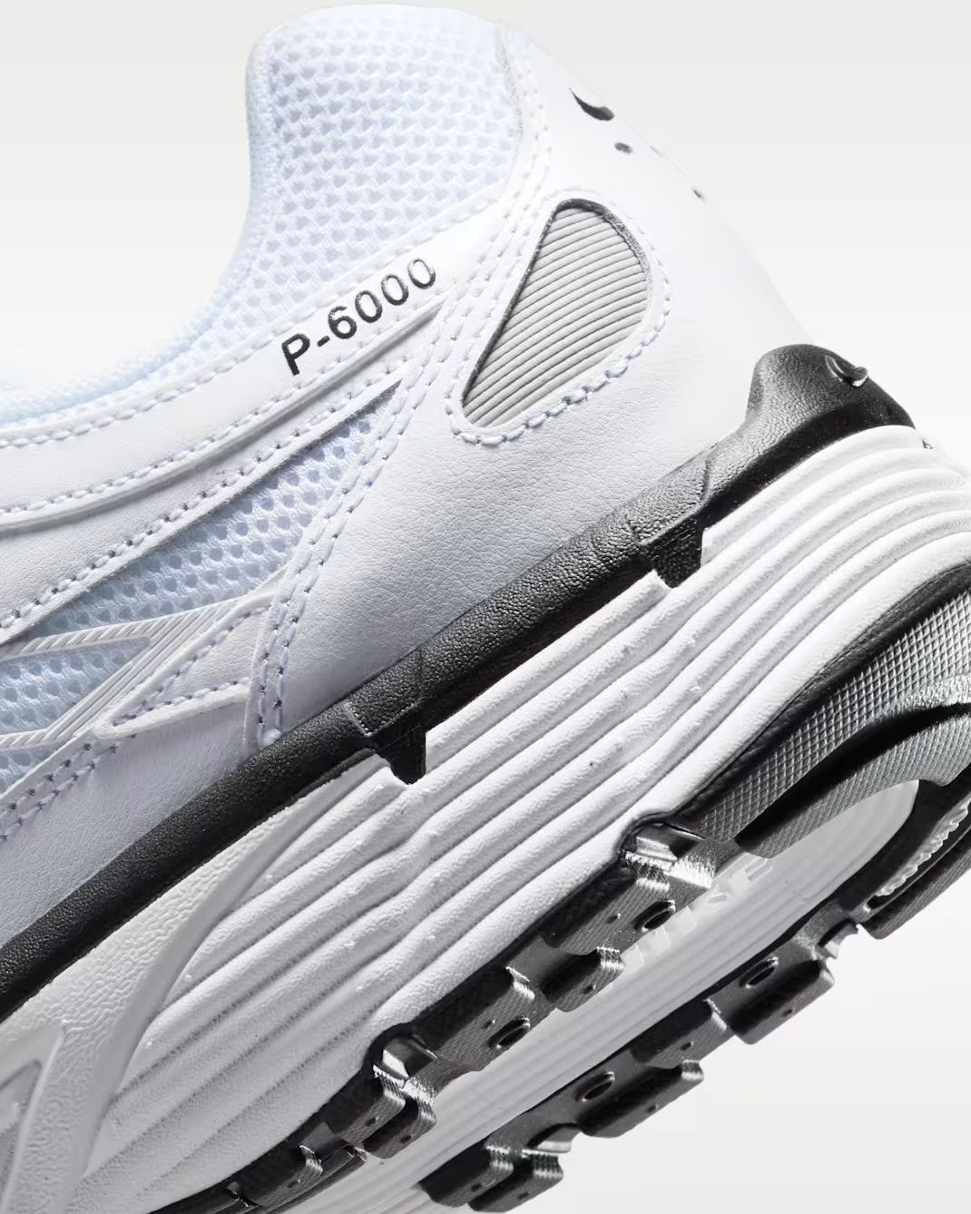 Nike P-6000 CD6404-107