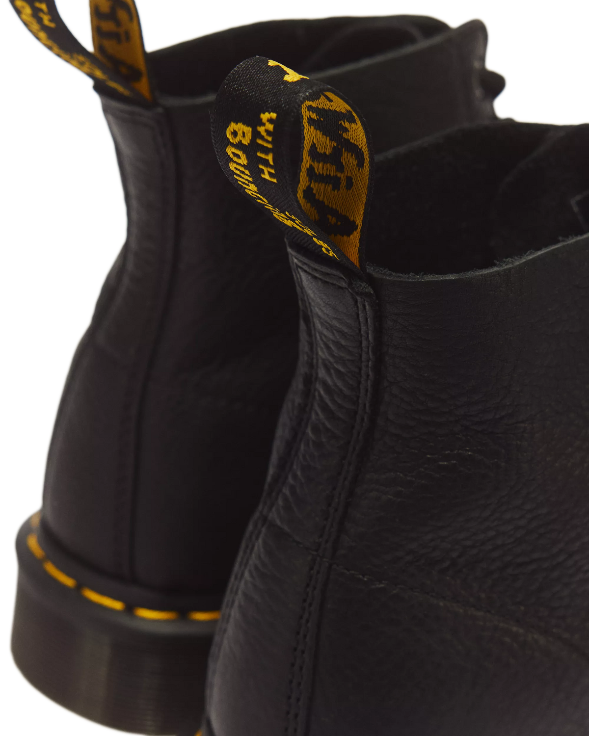 Dr. Martens 101 Black Ambassador 32166001
