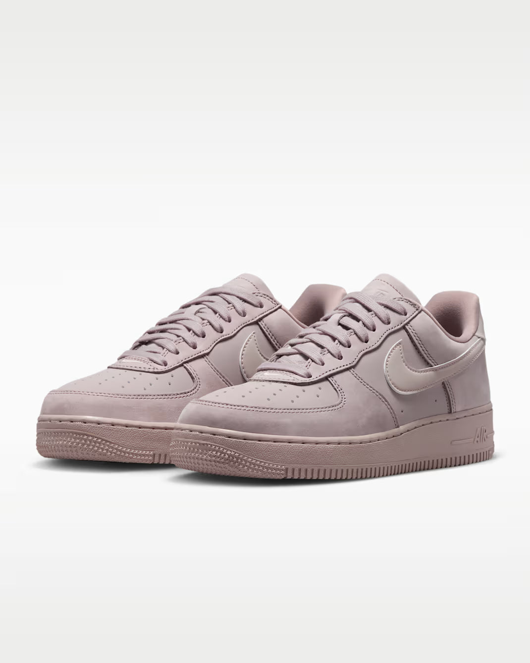 Nike Wmns Air Force 1 Retro PRM ESS IQ9722-200