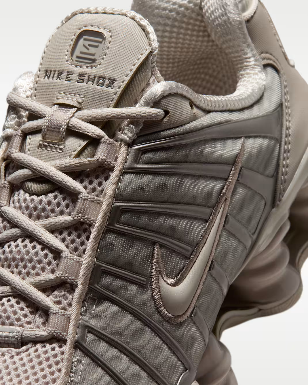 Nike Wmns Shox TL AR3566-204