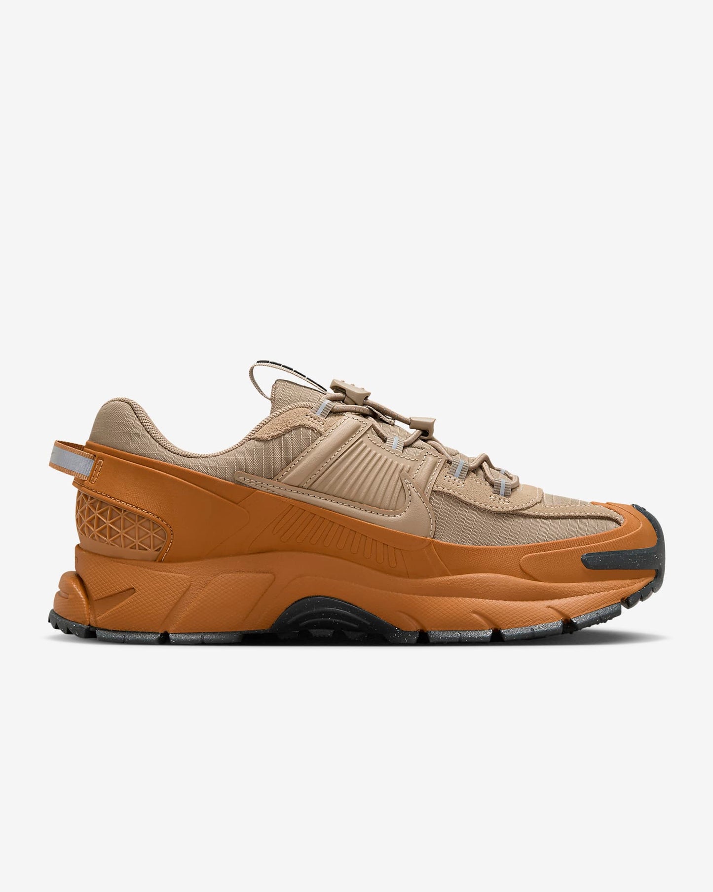 Nike Wmns Zoom Vomero Roar HQ2181-200