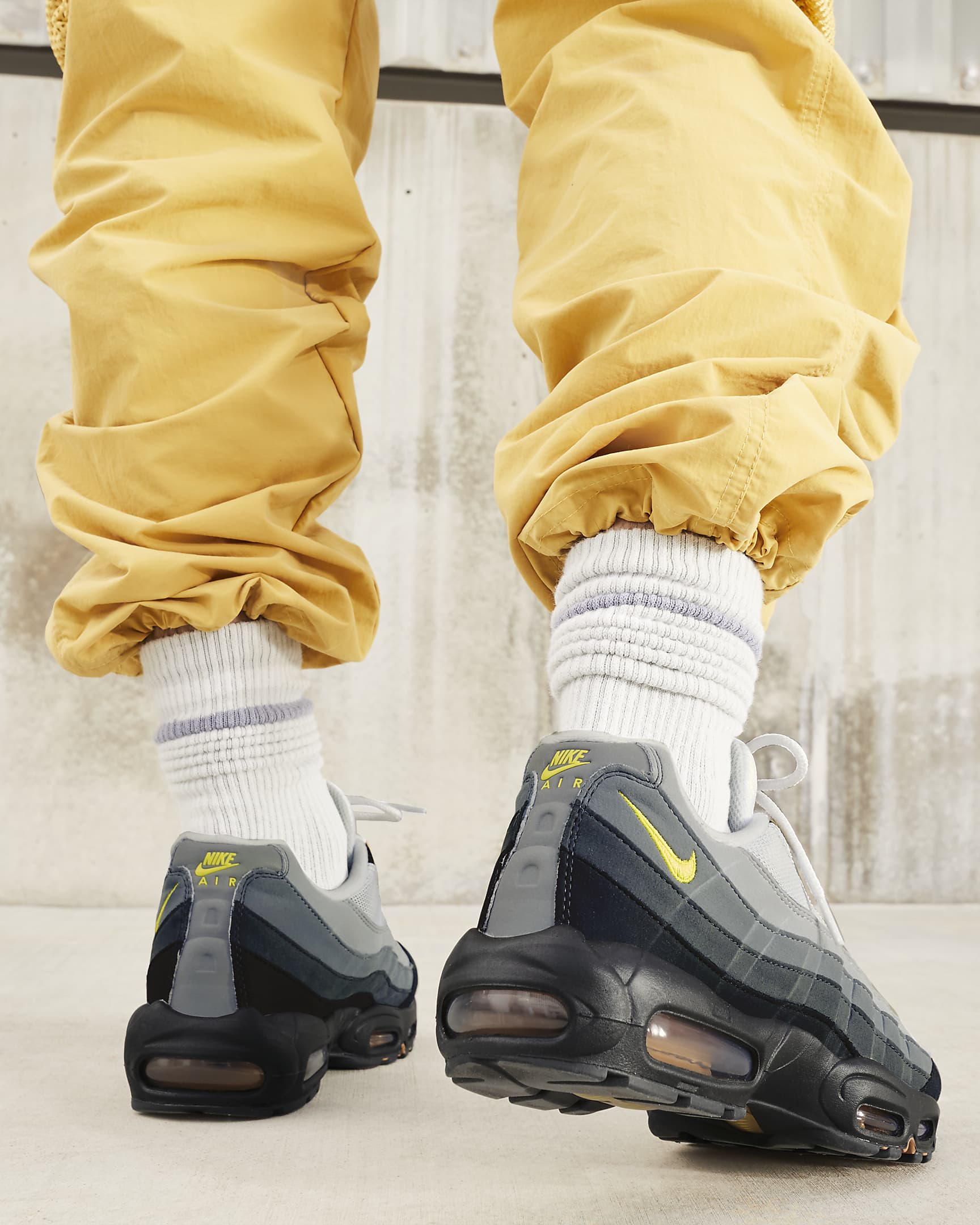 Nike air max shop 95 mens yellow