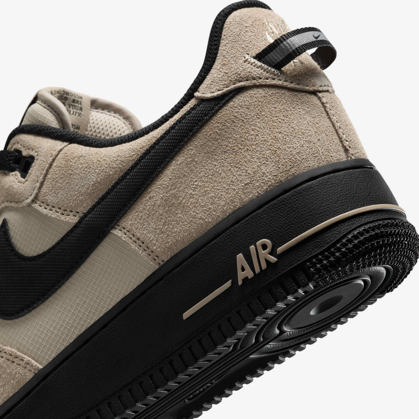 Nike Air Force 1 '07 LV8 HV6526-200