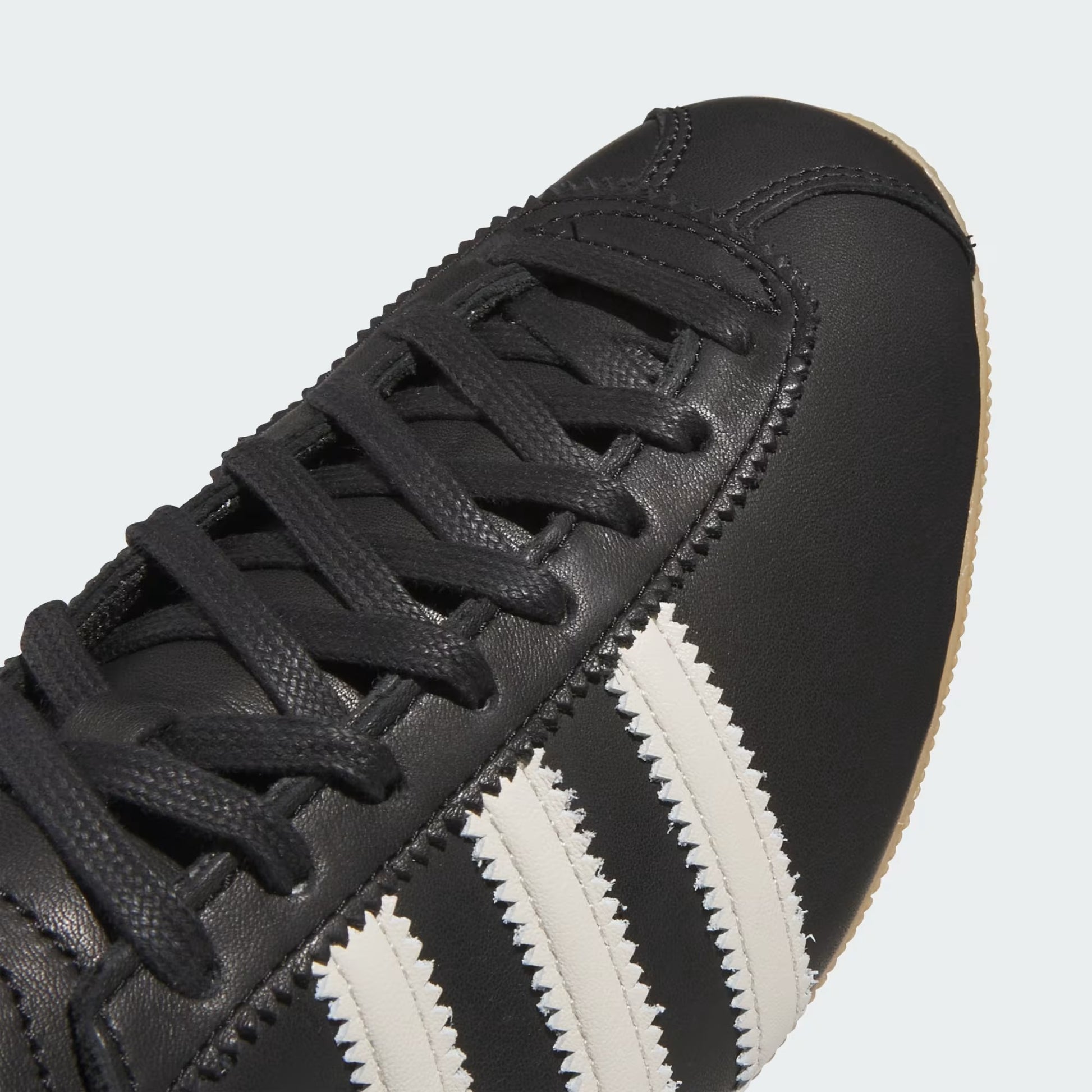 adidas Japan KK3438