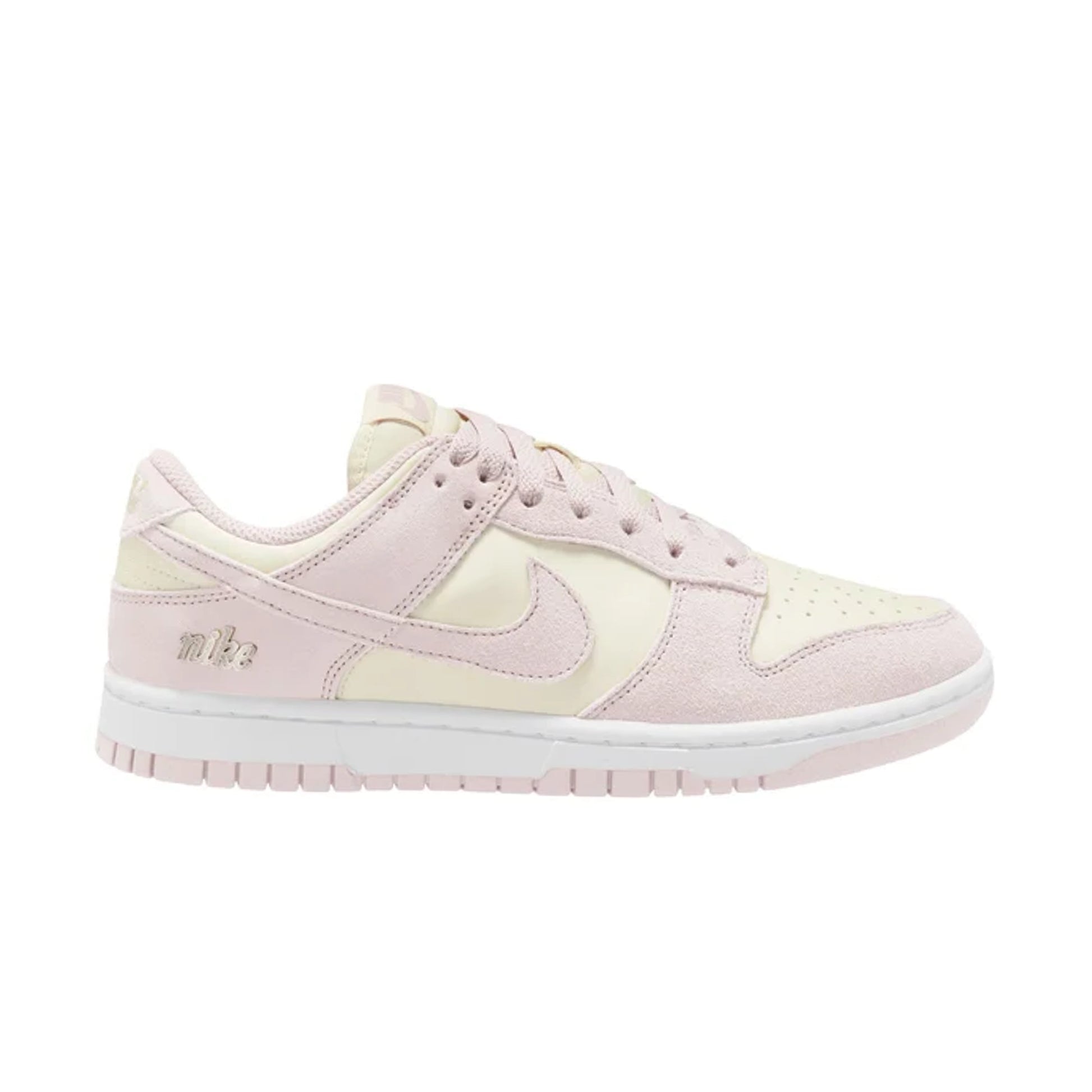 Nike Wmns Dunk Low IO4244-100