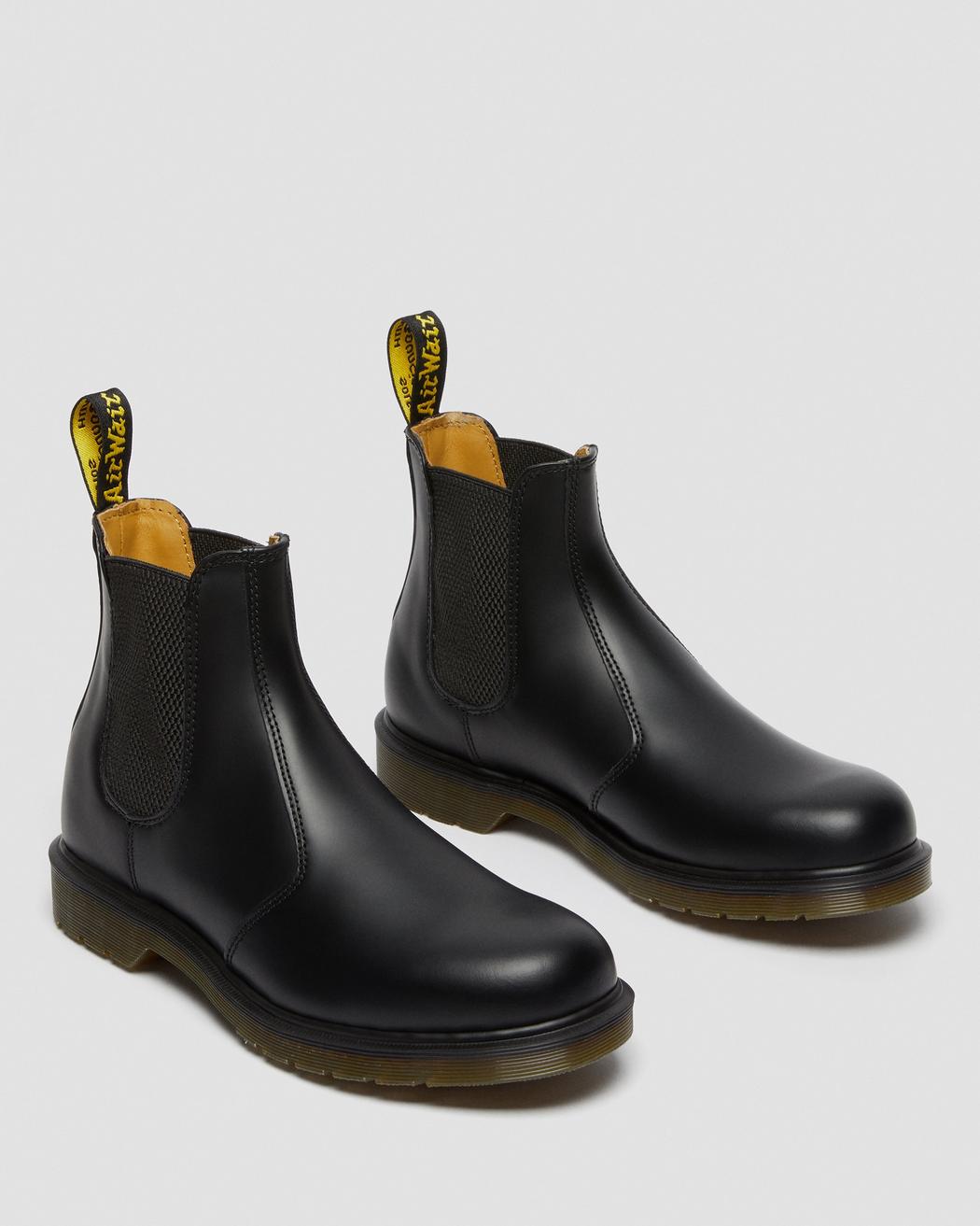 Dr. Martens 2976 Chelsea Black Vintage Smooth 11853001 – SNKRS