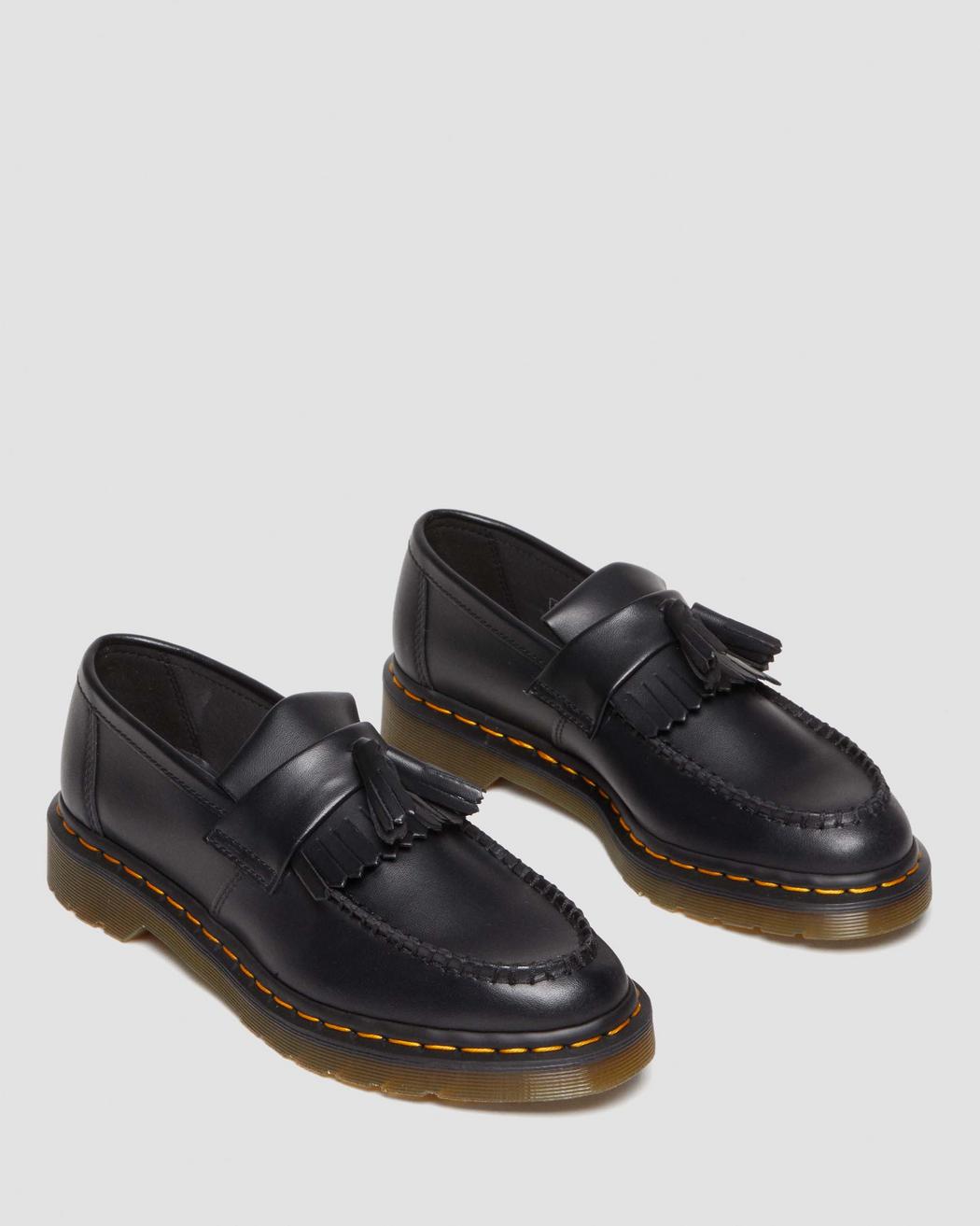 Dr. Martens Vegan Adrian Black Felix Rub Off 30744001