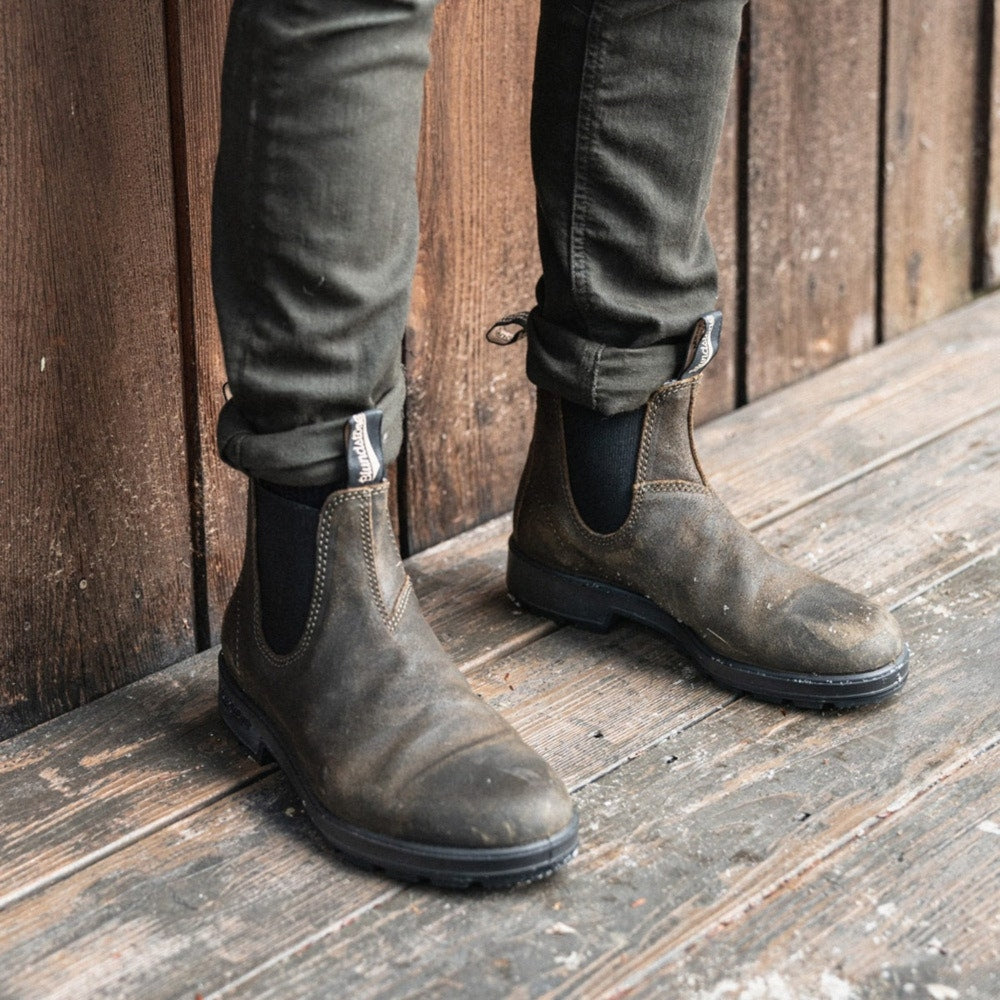 Blundstone store suede olive